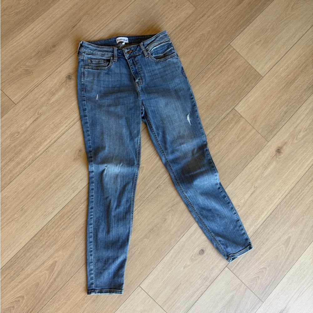 Studio Blue Midwash Denim Jeans with distressed marks
